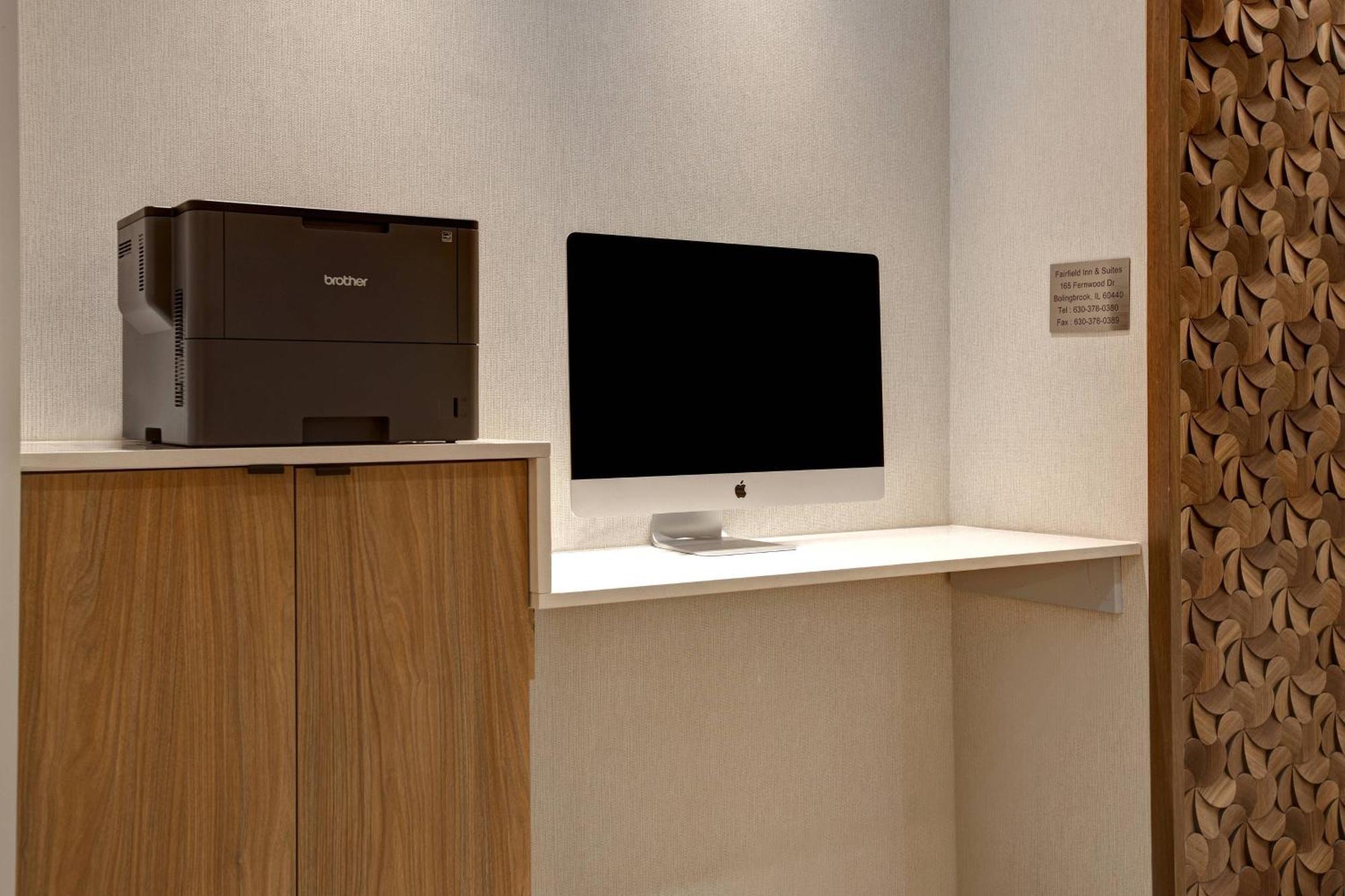 Hotel Fairfield & By Marriott Chicago 3*